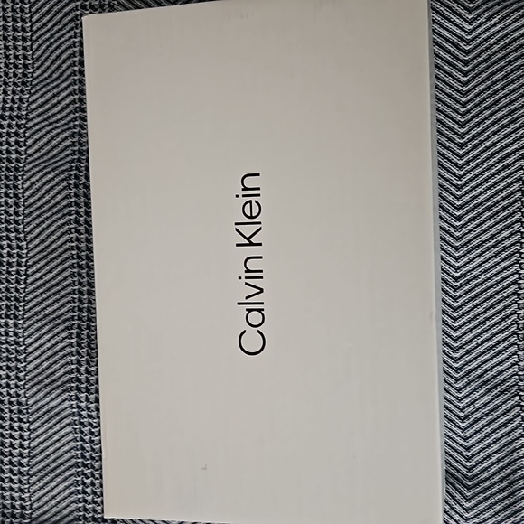Calvin Klein "Neto 3" Sneakers.BRAND NEW IN ORIGINAL BOX.NEVER WORN/TRIED ON'!! - Picture 7 of 8